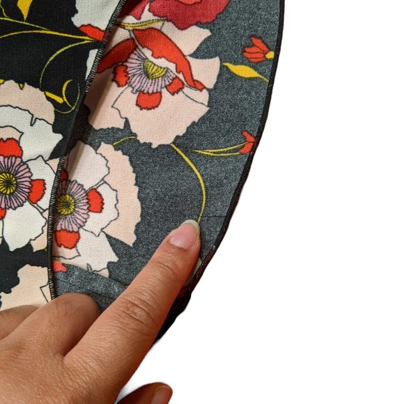 Aritzia Wilfred Cambrai Floral Silk Top Size M - Picture 5 of 5